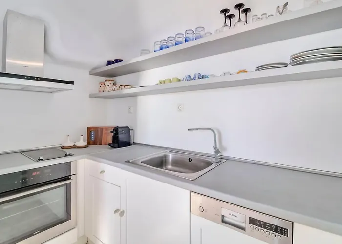 Aquata Boutique With Pool *