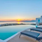 Aquata Boutique With Pool