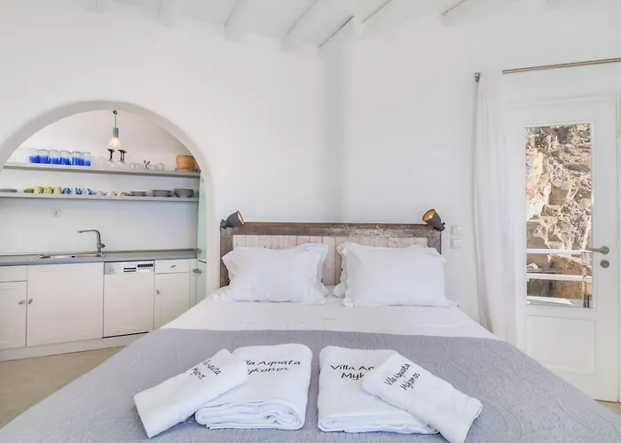 Aquata Boutique With Pool *